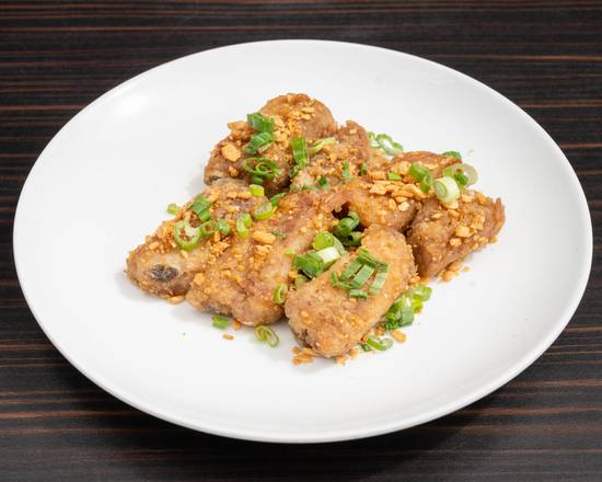 Short Ribs with Garlic (蒜香脆助排)
